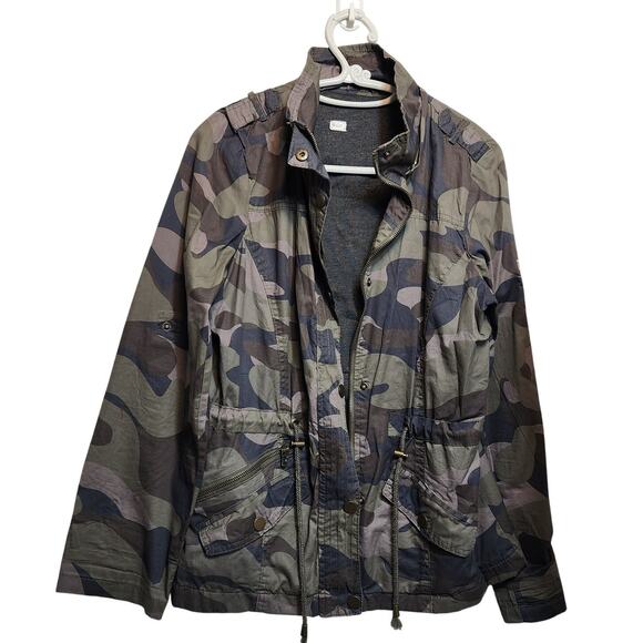 Upcycled Camo Jacket with Embroidered Portrait Patch - Picture 1 of 8